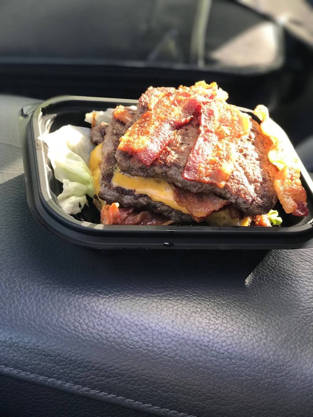 Wendys | restaurant | 1900 Main St, Brockton, MA 02301, USA | 5085862006 OR +1 508-586-2006