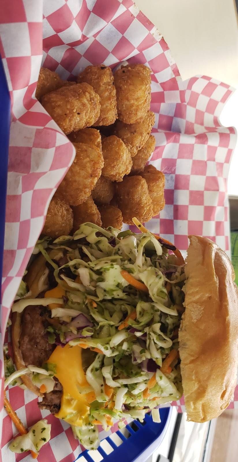 Voodoo Smokehouse | restaurant | 104 N Maple St, Lebanon, TN 37087, USA | 6157844235 OR +1 615-784-4235