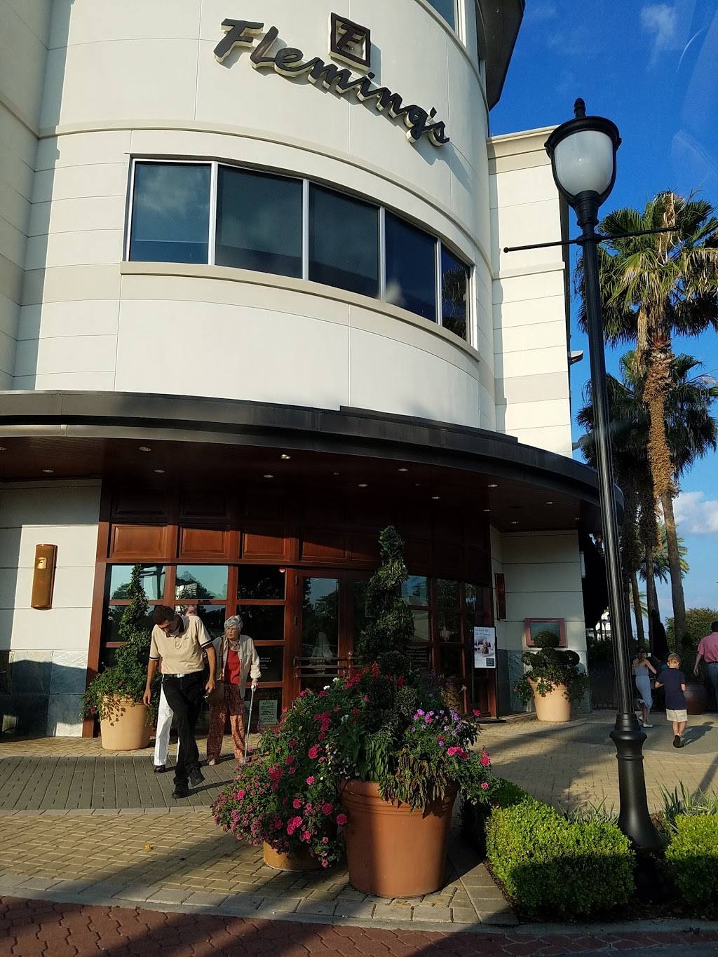 Flemings Prime Steakhouse & Wine Bar | restaurant | 788 West Sam Houston Pkwy N Suite 120, Houston, TX 77024, USA | 7138271120 OR +1 713-827-1120