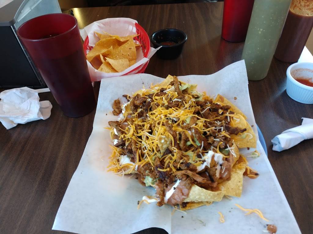 Pollo Express | restaurant | 2501 W Pawnee St, Wichita, KS 67213, USA | 3169419200 OR +1 316-941-9200