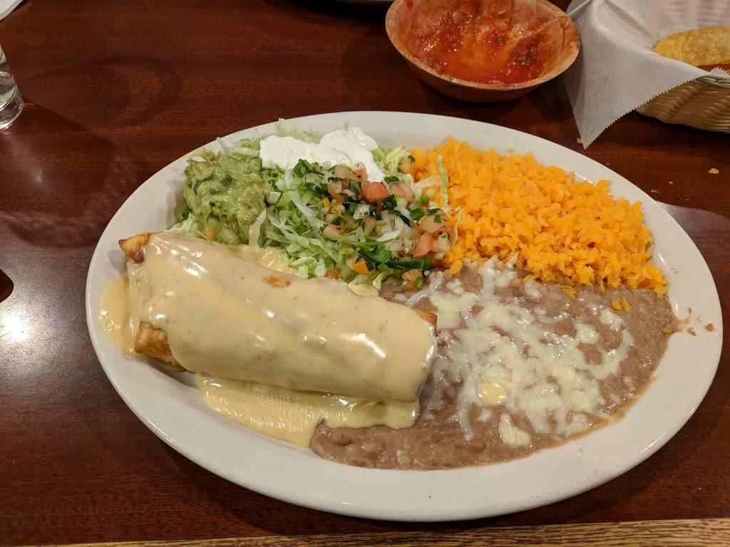 Rivers’ Mexican Cantina & Grill | restaurant | 407 Sycamore Rd, Genoa, IL 60135, USA | 8157842017 OR +1 815-784-2017