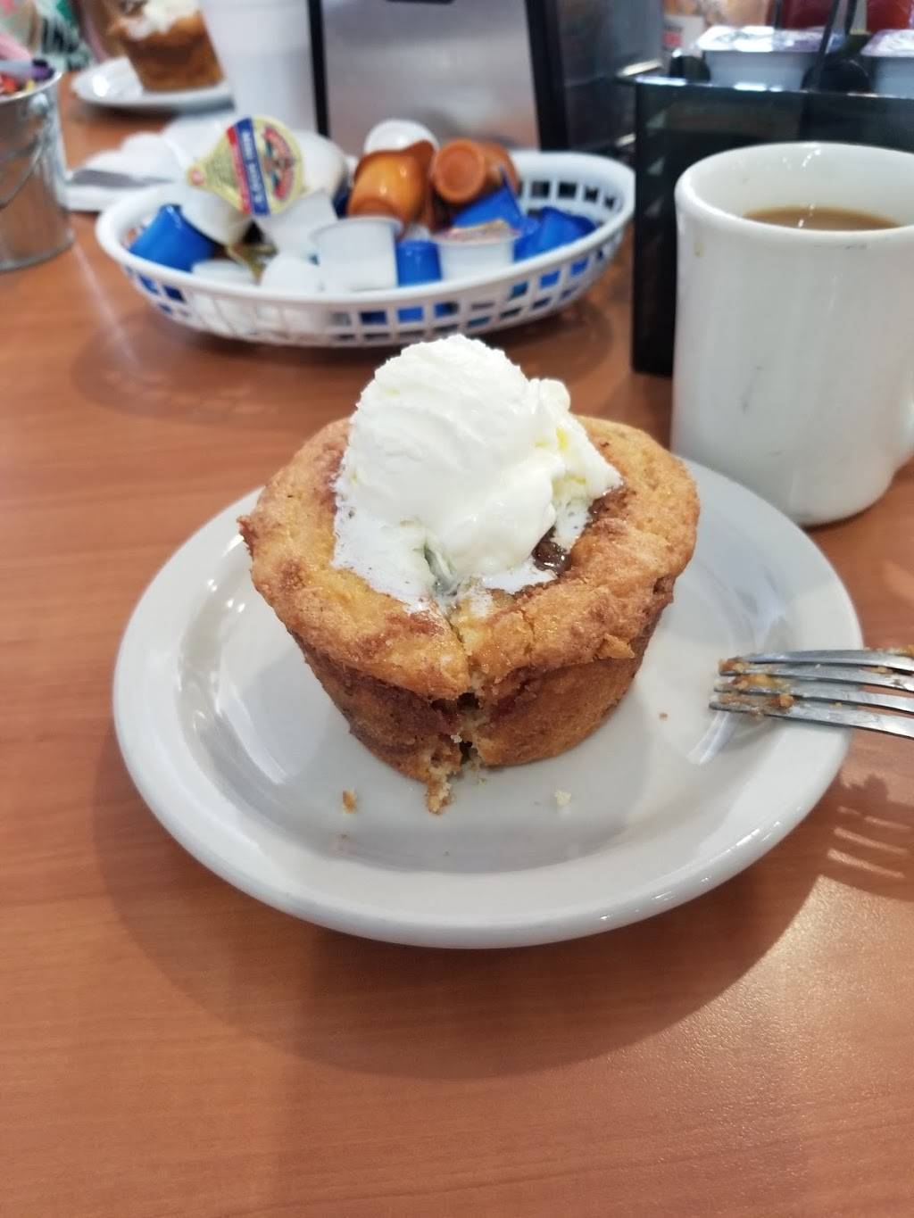 Clarkies Diner | restaurant | 13661 Calimesa Blvd, Yucaipa, CA 92399, USA | 9097953500 OR +1 909-795-3500