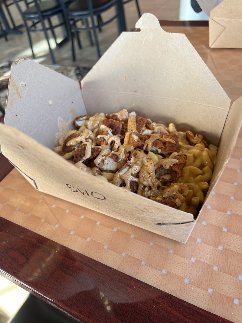 Habibis Hot Chicken | restaurant | 2955 W Ball Rd, Anaheim, CA 92804, USA | 6572561125 OR +1 657-256-1125