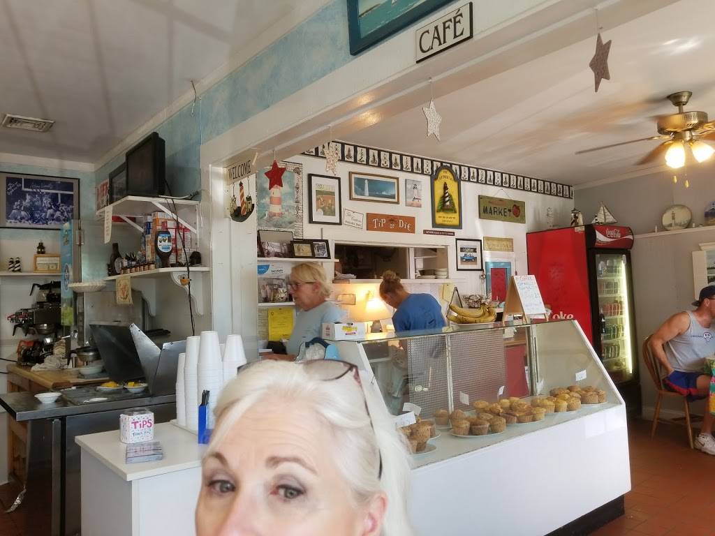 Lighthouse Cafe | cafe | 216 MA-28, West Harwich, MA 02671, USA | 5084325399 OR +1 508-432-5399