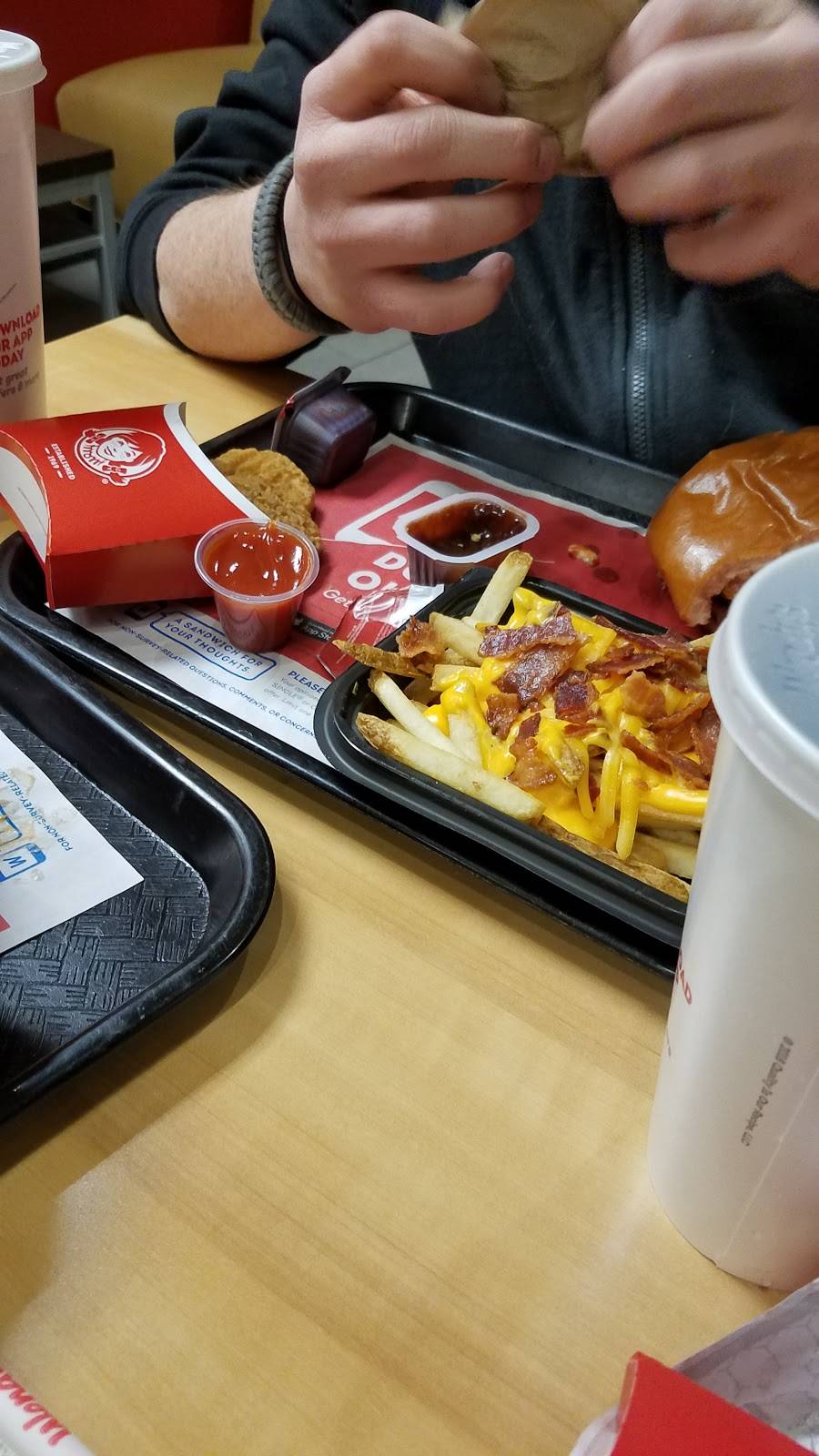 Wendys | restaurant | 2801 Virginia Ave, Collinsville, VA 24078, USA | 2766477557 OR +1 276-647-7557