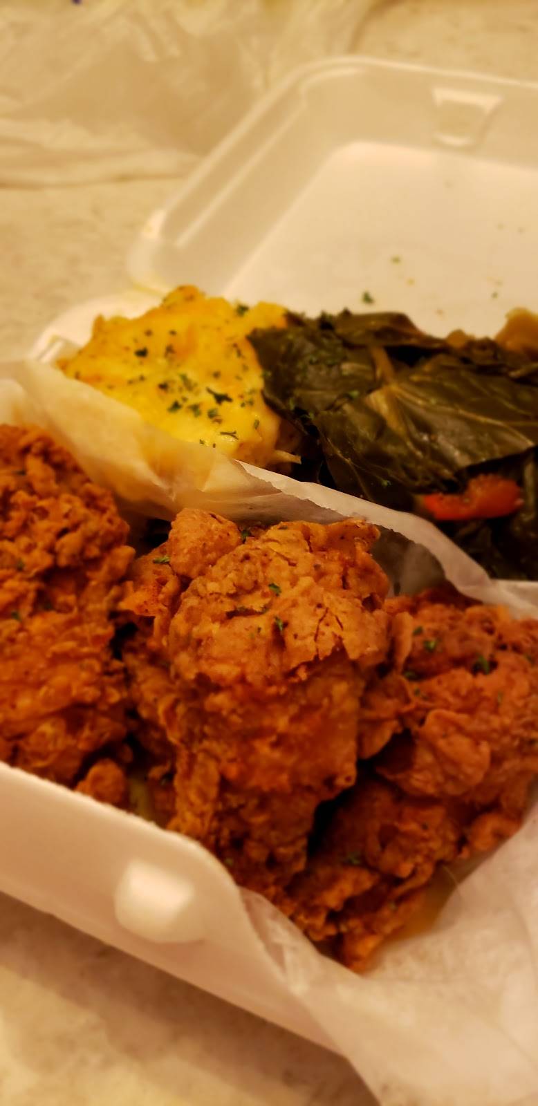 Winnies (Soul Food) | restaurant | 179 Broadway, Amityville, NY 11701, USA | 6315981455 OR +1 631-598-1455