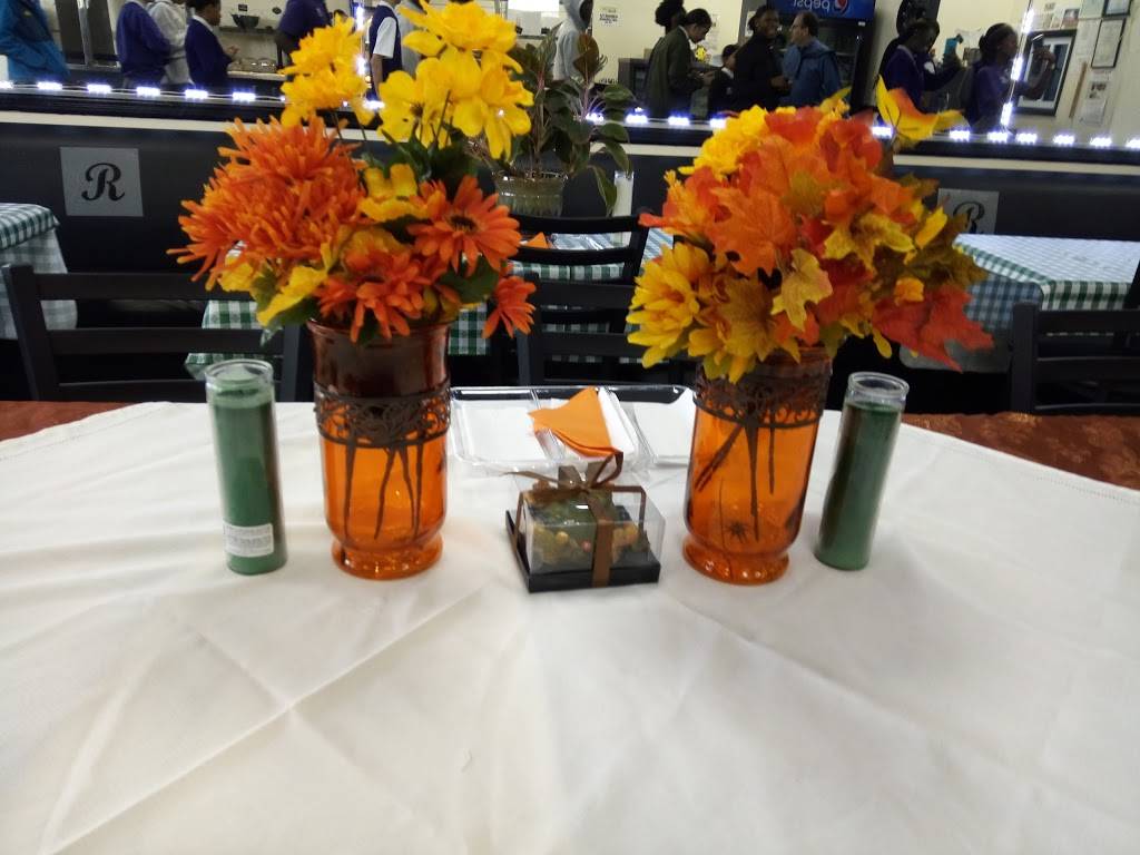 Brother Robinson Genesis Soul Food | restaurant | 143 N Franklin St, Hempstead, NY 11550, USA | 5162804141 OR +1 516-280-4141