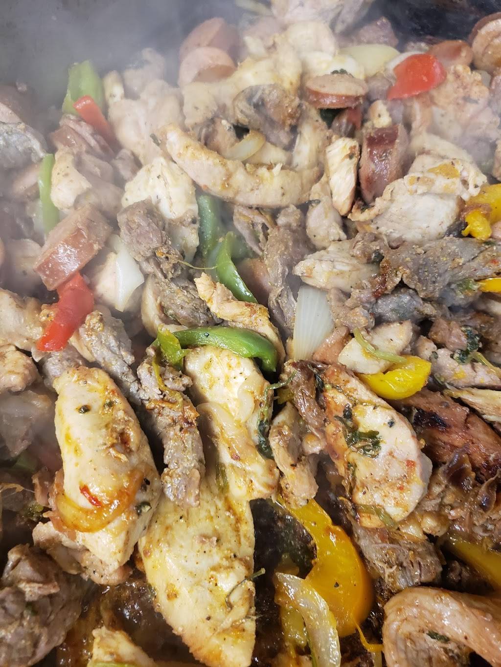 Taquizas don Roque y Big papi cafe | restaurant | 2140 W Grauwyler Rd, Irving, TX 75061, USA | 9723747691 OR +1 972-374-7691