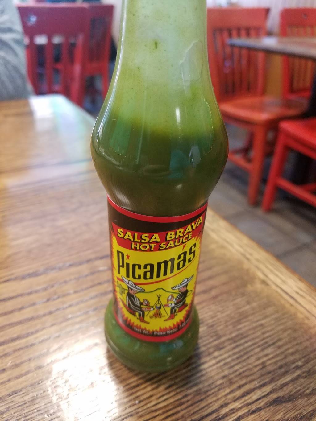 Guanachapis Restaurant | restaurant | 273 Moody St, Waltham, MA 02453, USA | 7817888590 OR +1 781-788-8590