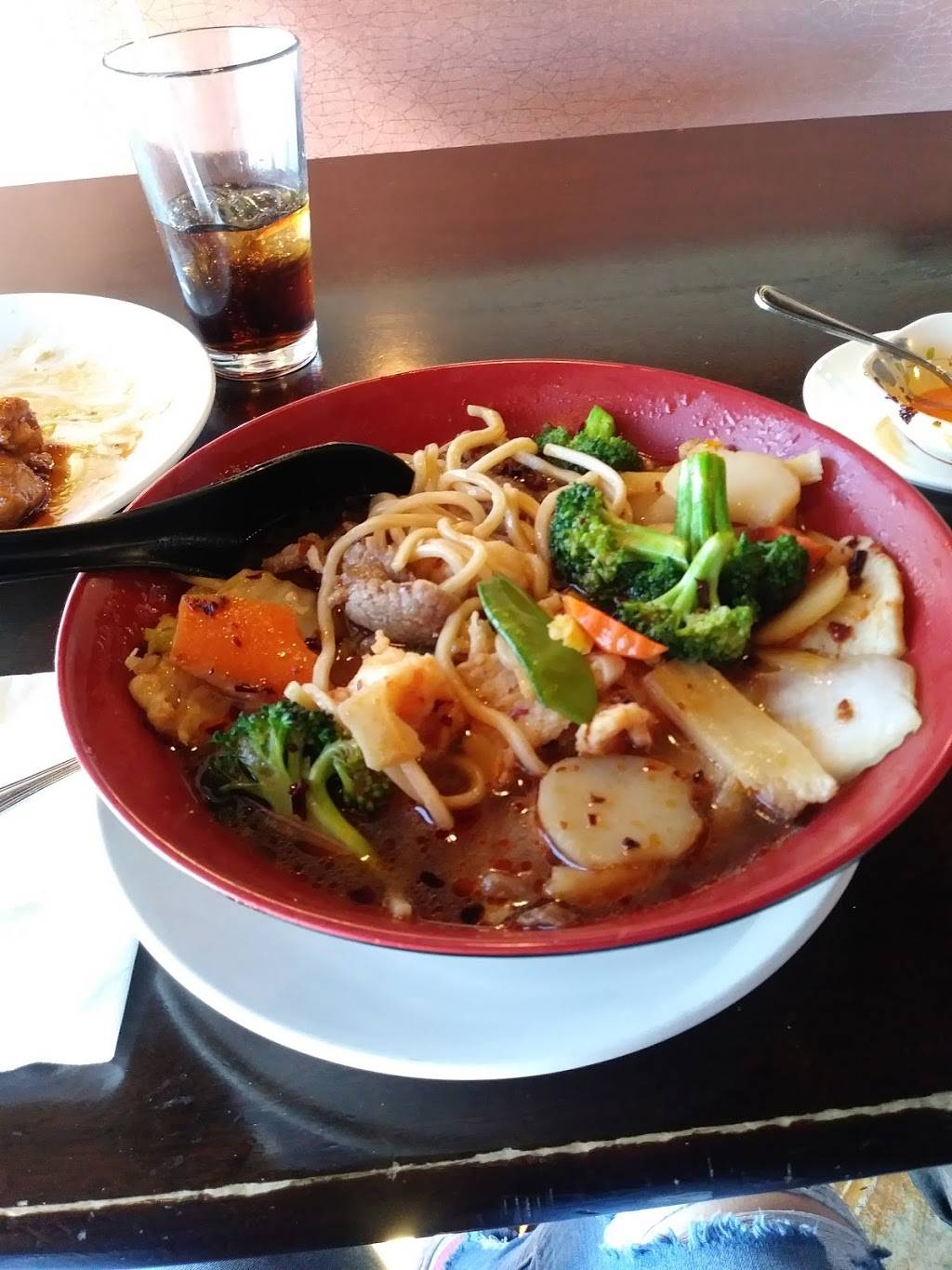 Full House Asian Bistro | restaurant | 6300 N Sagewood Dr a, Park City, UT 84098, USA | 4356157686 OR +1 435-615-7686