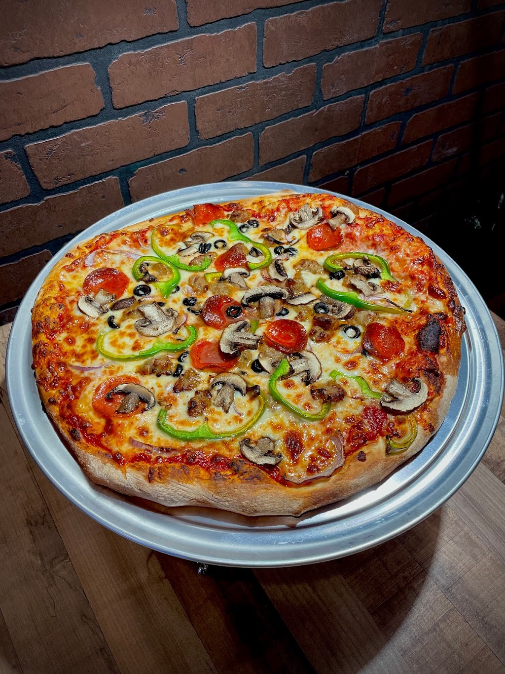 Tavanas Pizza | restaurant | 120 N Walnut St Suite D, Rising Sun, IN 47040, USA | 8123085852 OR +1 812-308-5852