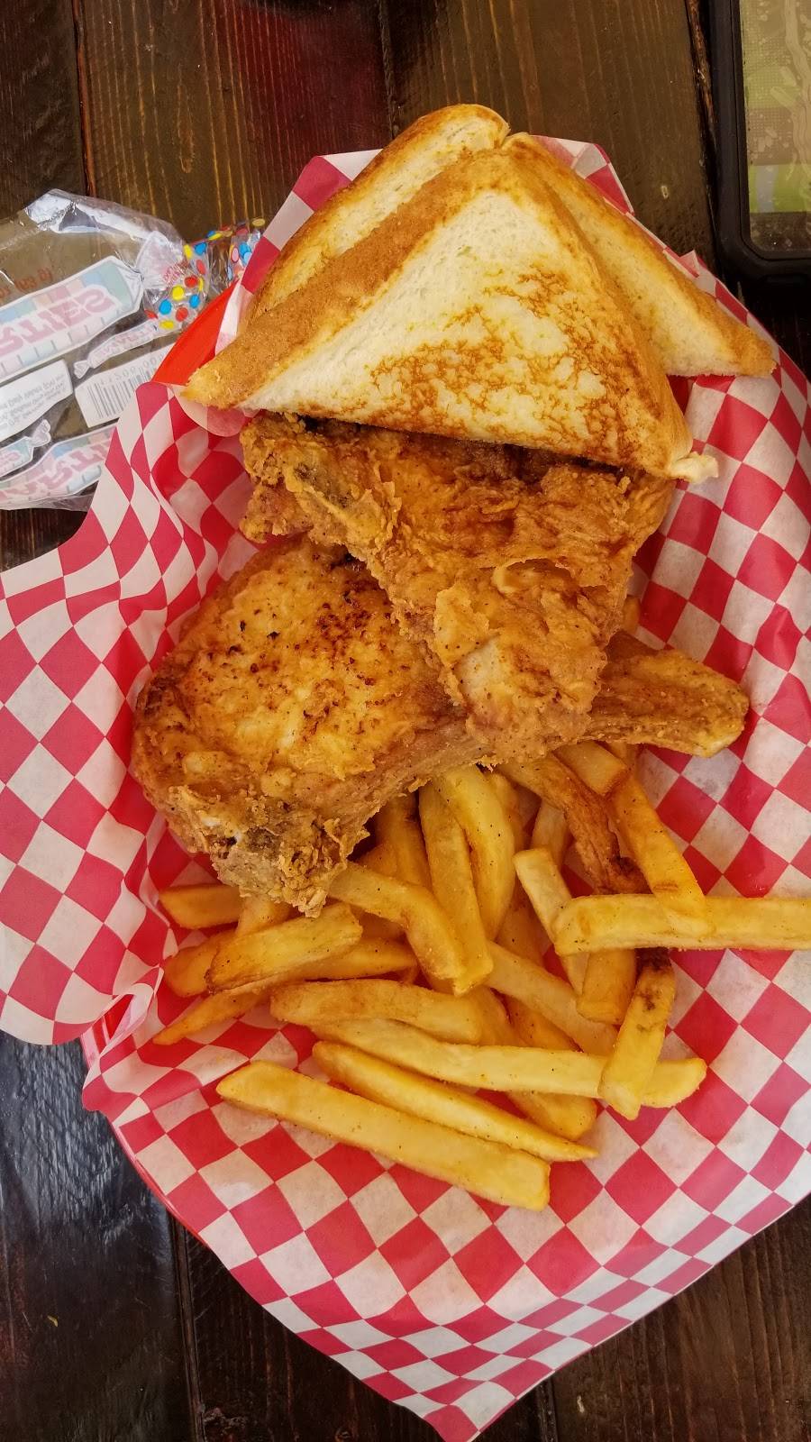 Barbaras Burgers | restaurant | 105 W Cormier St, Liberty, TX 77575, USA | 8322788585 OR +1 832-278-8585