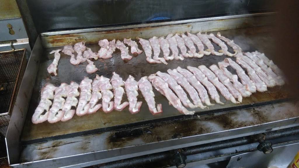 Brookside Bar & Grill | restaurant | 26 Killingworth Rd, Higganum, CT 06441, USA | 8605540710 OR +1 860-554-0710