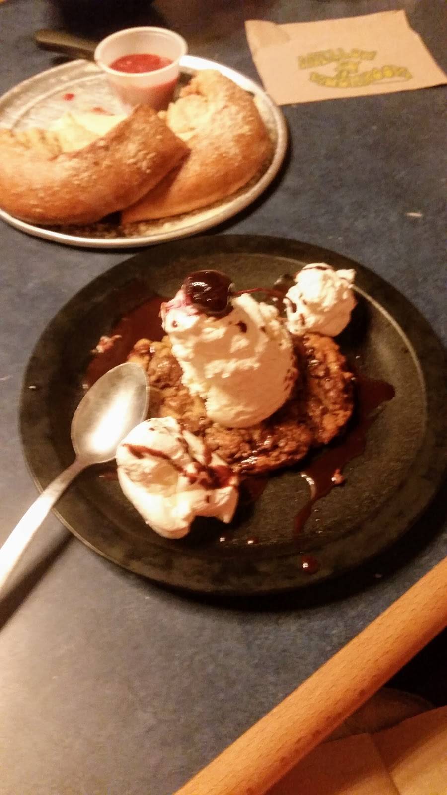 Mellow Mushroom | meal takeaway | 128 N College St, Auburn, AL 36830, USA | 3348876356 OR +1 334-887-6356