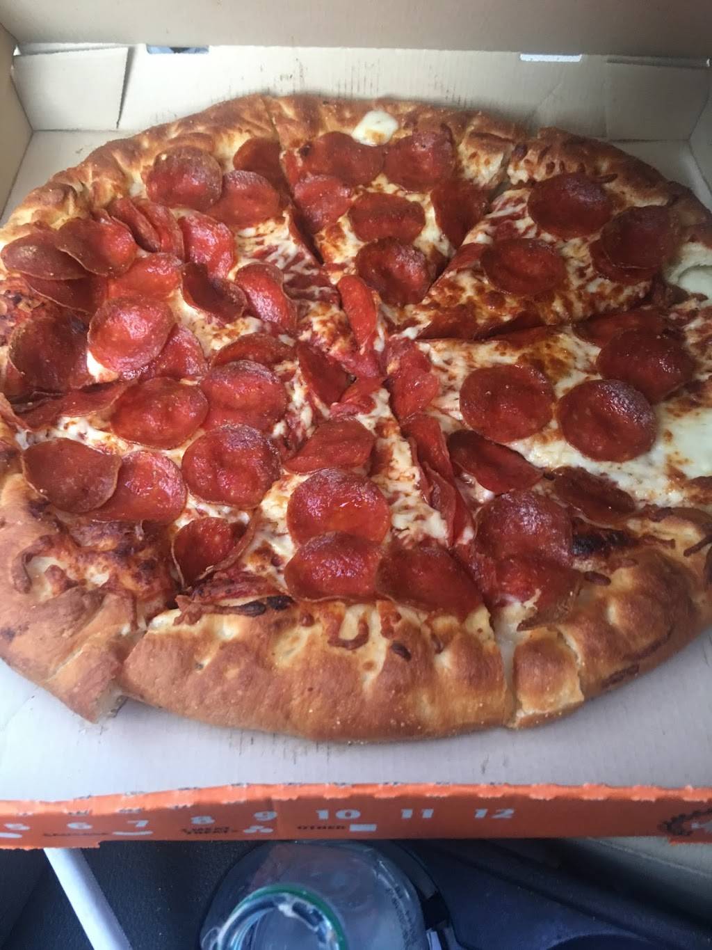 Little Caesars Pizza | meal takeaway | 966-B Prairie Center Dr, Eden Prairie, MN 55344, USA | 9522882120 OR +1 952-288-2120