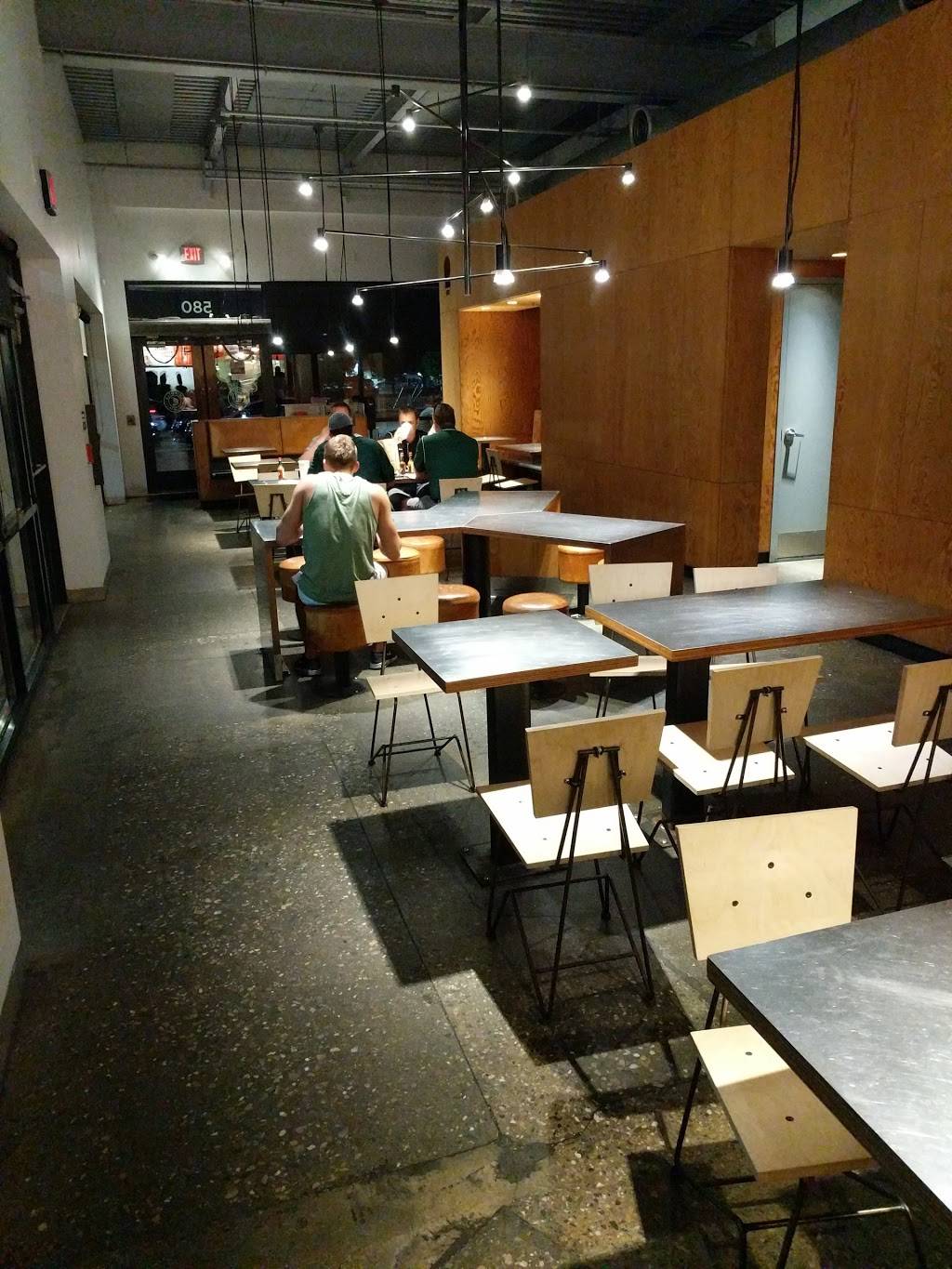 Chipotle Mexican Grill | restaurant | 580 Shelburne Rd Ste 14B, Burlington, VT 05401, USA | 8028593301 OR +1 802-859-3301