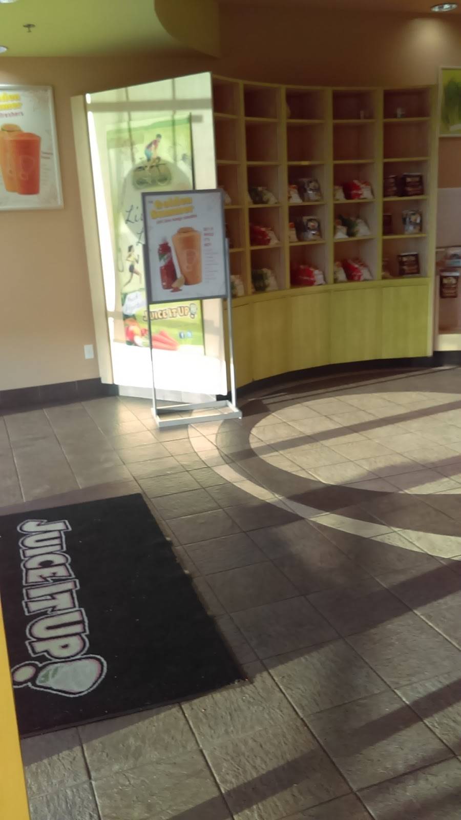 Juice It Up! | restaurant | 8678 19th St #100, Rancho Cucamonga, CA 91701, USA | 9099440449 OR +1 909-944-0449