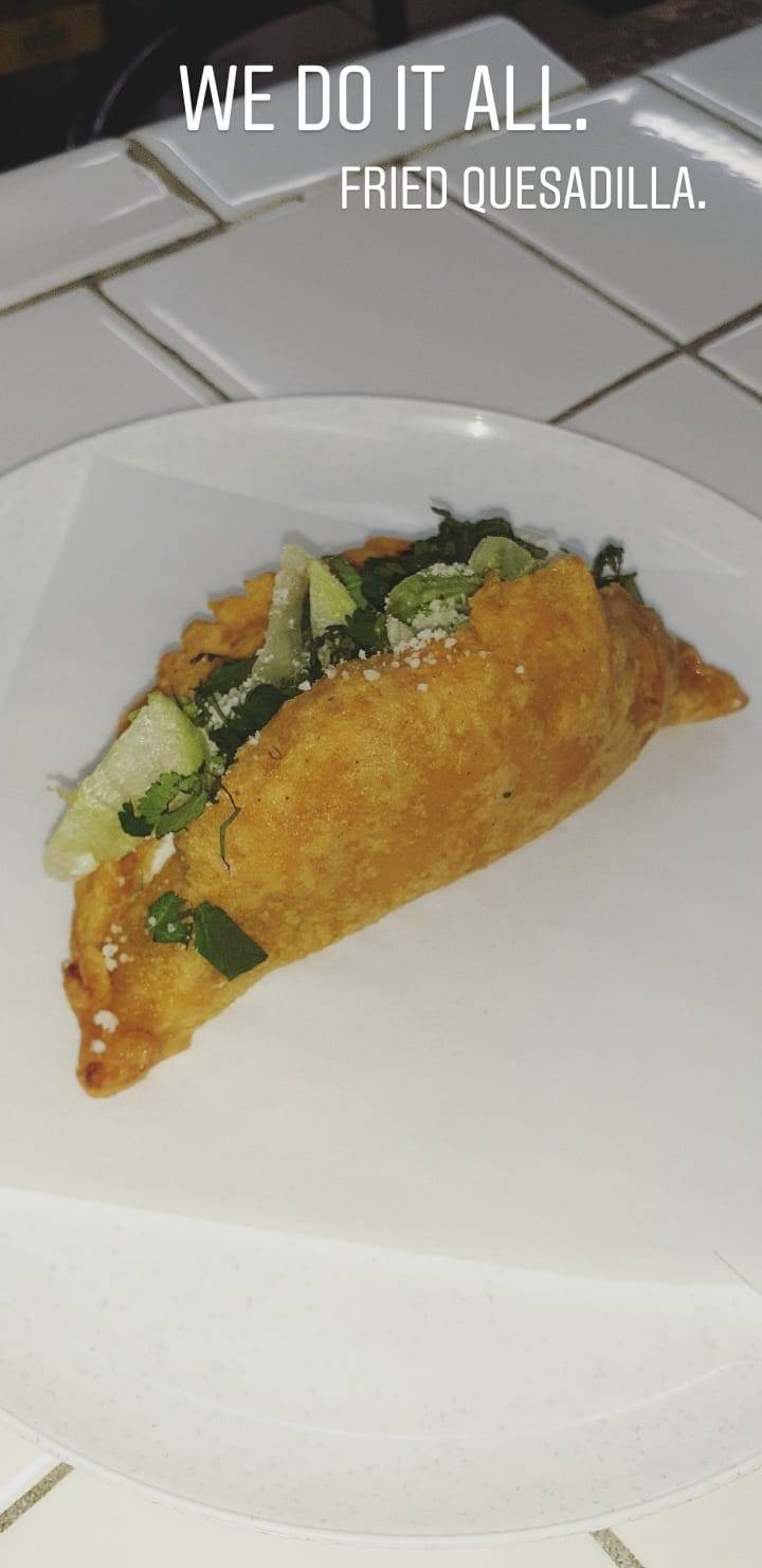 Tacos El Chiquilin | restaurant | 1685 S 43rd St, San Diego, CA 92113, USA | 6196224060 OR +1 619-622-4060