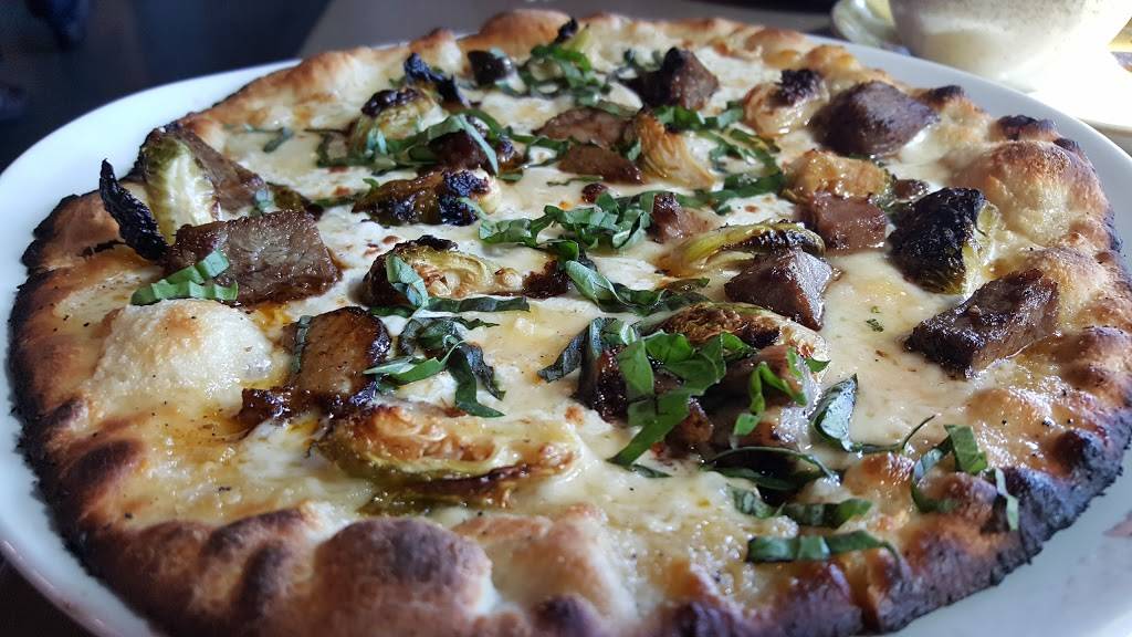 Collision Bend Brewing Company | restaurant | 1250 Old River Rd, Cleveland, OH 44113, USA | 2162737879 OR +1 216-273-7879