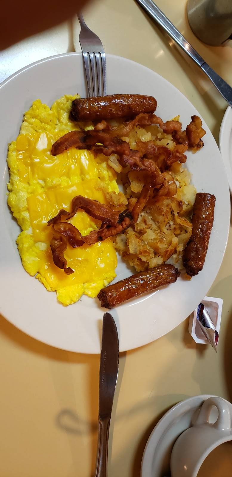 Sunrise Diner | meal takeaway | 45-04 Parsons Blvd, Flushing, NY 11355, USA | 7188864855 OR +1 718-886-4855