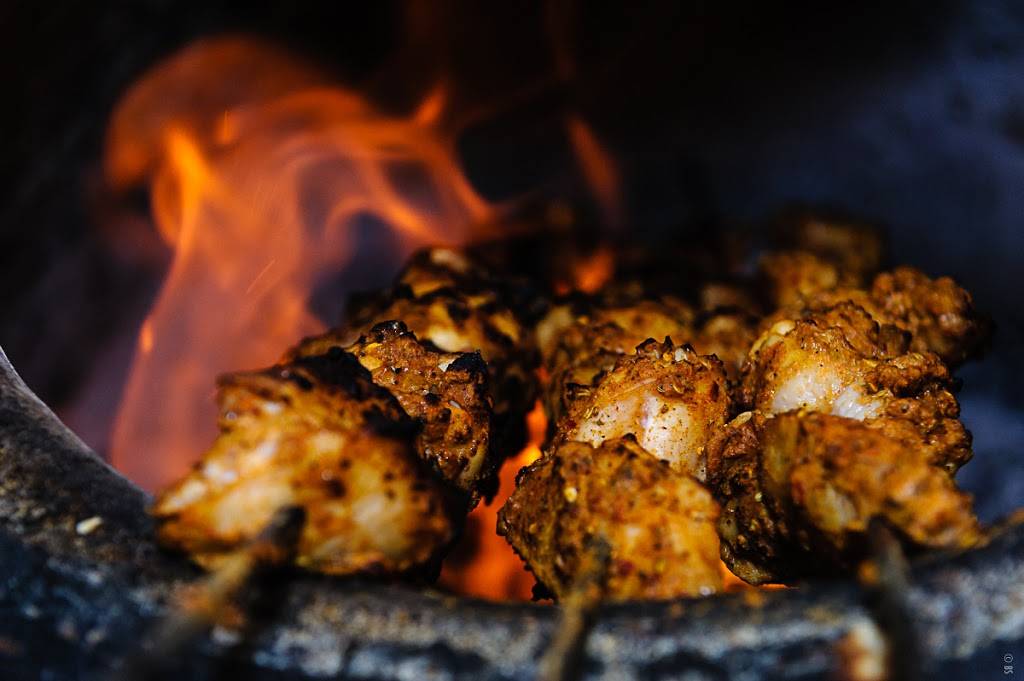 Avon Indian Grill | restaurant | 320 W Main St, Avon, CT 06001, USA | 8602844466 OR +1 860-284-4466