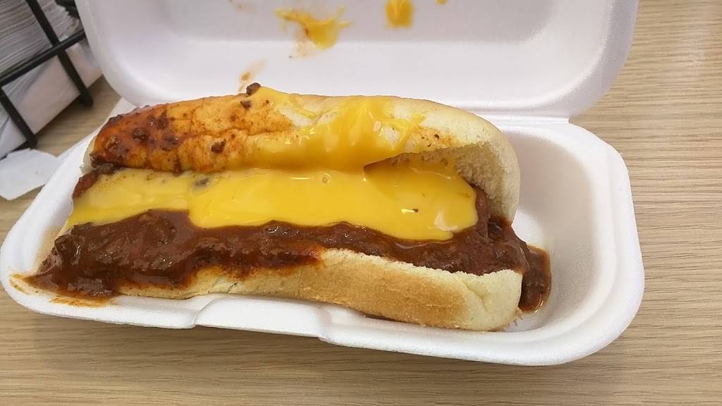 A&W Restaurant | restaurant | 2187 W 9th Ave, Oshkosh, WI 54904, USA | 9202334677 OR +1 920-233-4677