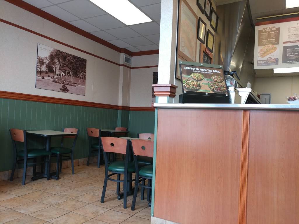 DAngelo Grilled Sandwiches | restaurant | 85 Granite St, Westerly, RI 02891, USA | 4015966363 OR +1 401-596-6363