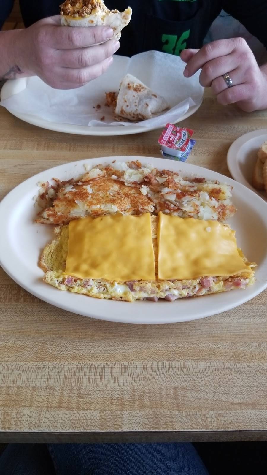 Wolfs | restaurant | 3643 Wolf Rd, Franklin Park, IL 60131, USA | 8474550070 OR +1 847-455-0070