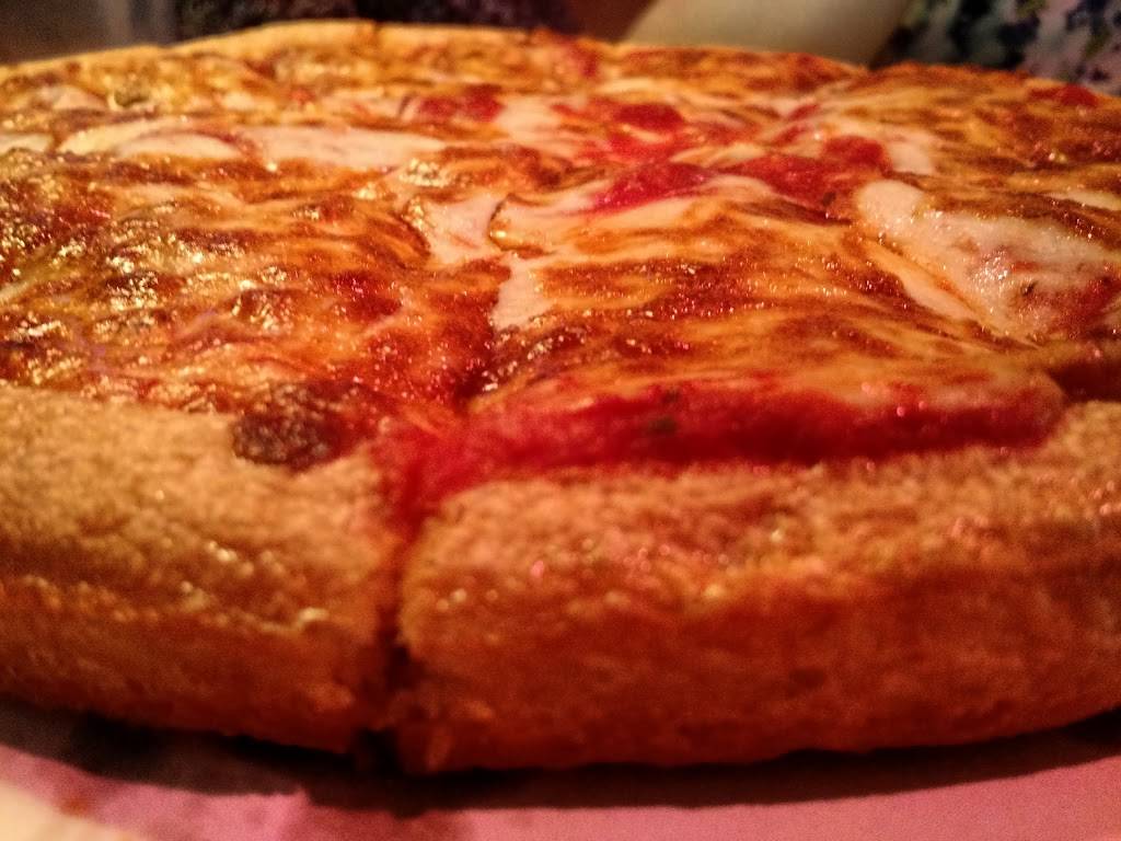 Freds Restaurant | restaurant | 8228 Ohio River Rd, Wheelersburg, OH 45694, USA | 7405742507 OR +1 740-574-2507