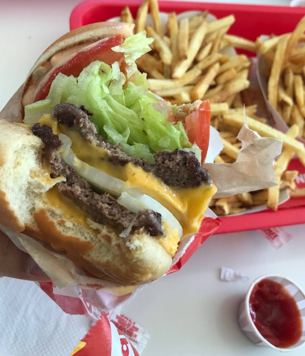 In-N-Out Burger | restaurant | 901 E Whitestone Blvd, Cedar Park, TX 78613, USA | 8007861000 OR +1 800-786-1000