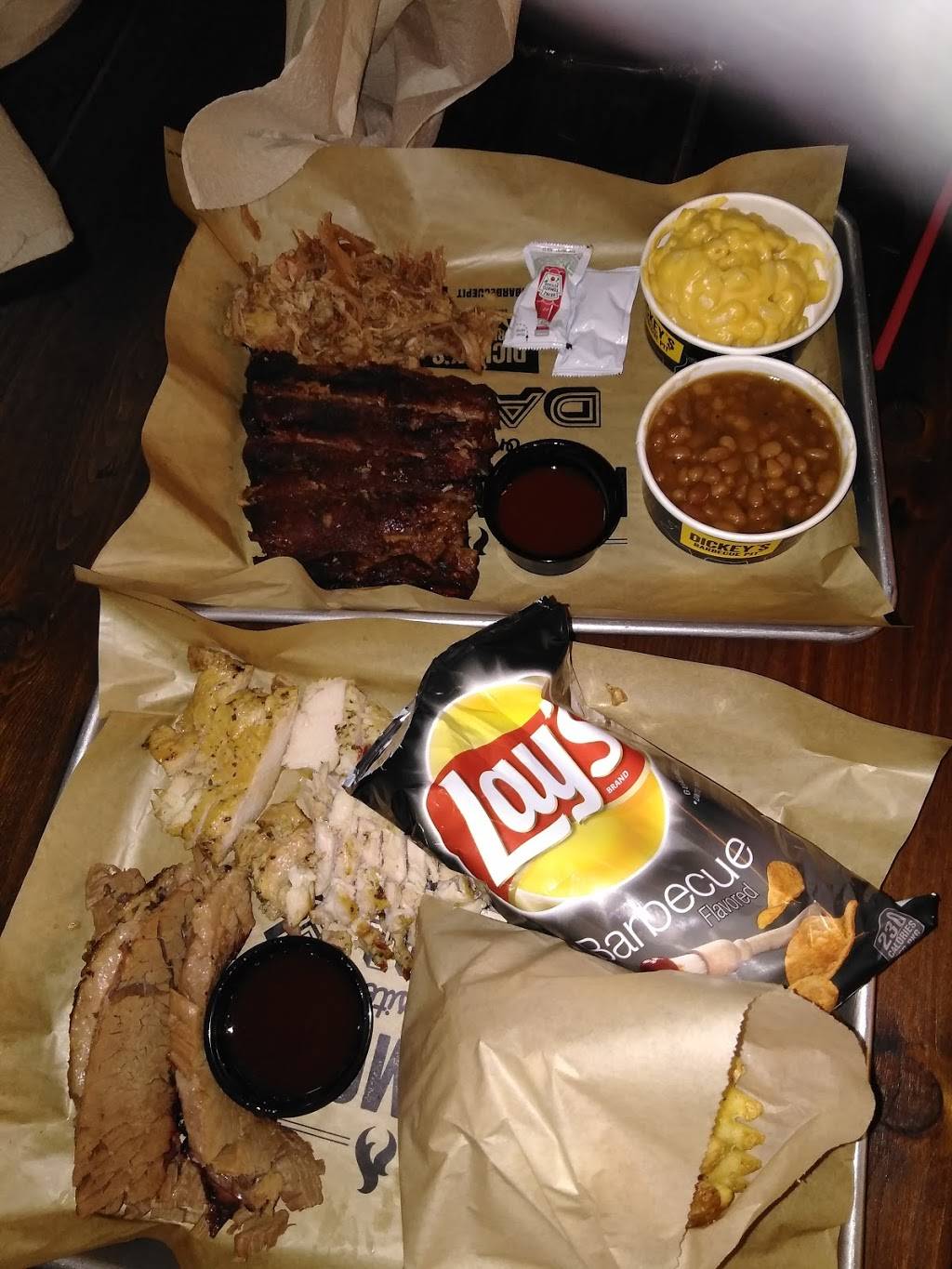 Dickeys Barbecue Pit | restaurant | 3511 NW Federal Hwy, Jensen Beach, FL 34957, USA | 7726929911 OR +1 772-692-9911