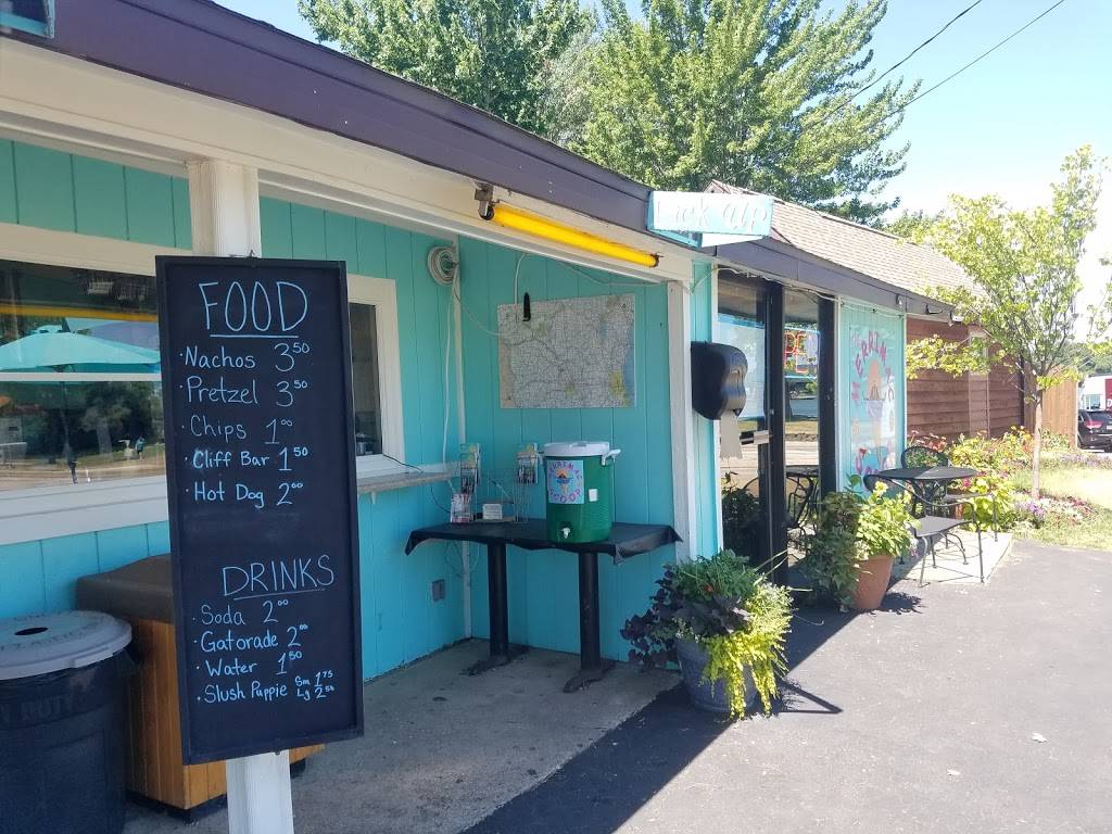 The Merrimac Scoop | restaurant | N2499 WI-188, Lodi, WI 53555, USA | 6086226799 OR +1 608-622-6799