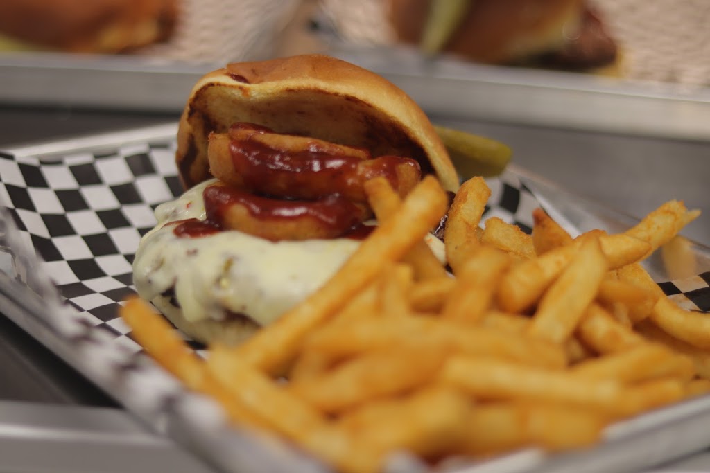 Whiskey Roads | restaurant | 2290 W Ina Rd, Tucson, AZ 85741, USA | 5202190134 OR +1 520-219-0134