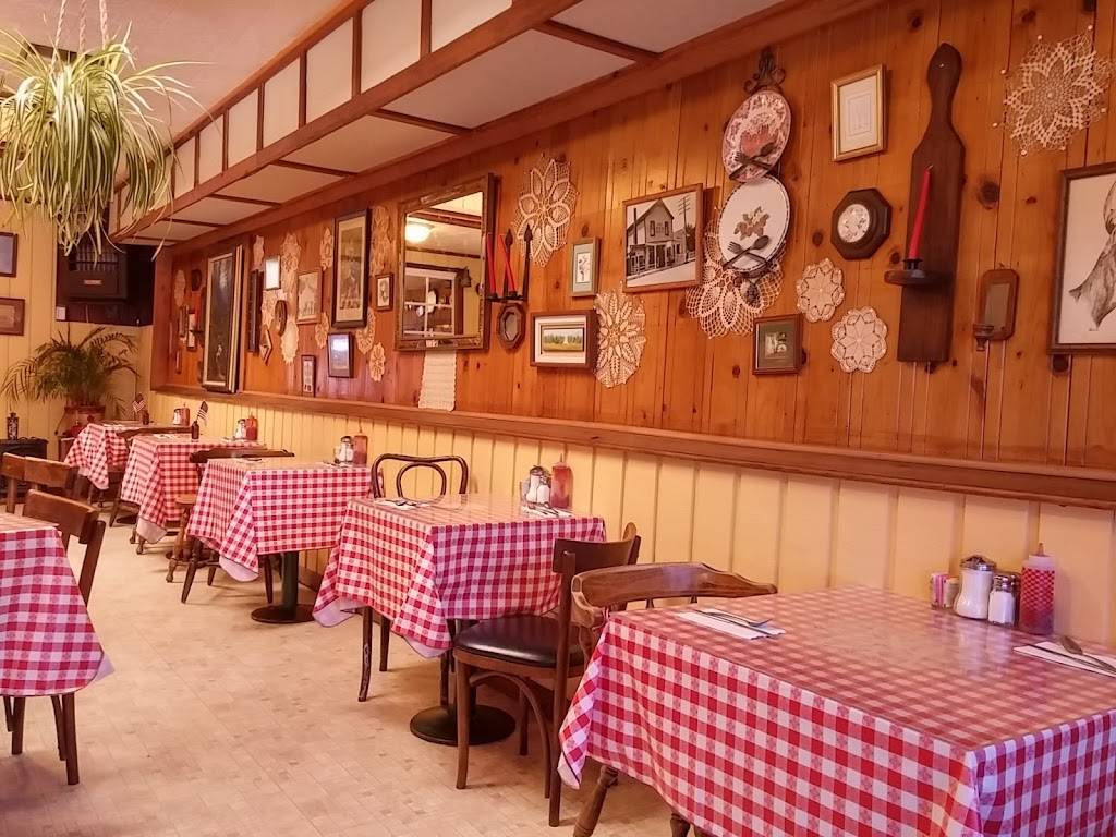 Old Mountain Inn | restaurant | 13132 CA-9, Boulder Creek, CA 95006, USA | 8313382211 OR +1 831-338-2211