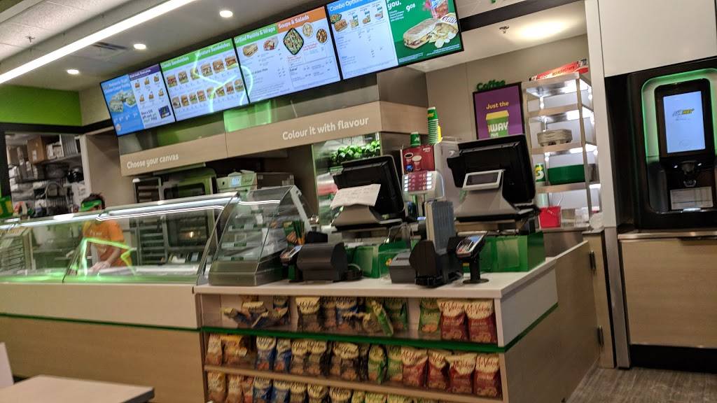 Subway | restaurant | The Quad - York University, C1, 105 The Pond Rd #20, North York, ON M3J 0K9, Canada | 6477159905 OR +1 647-715-9905