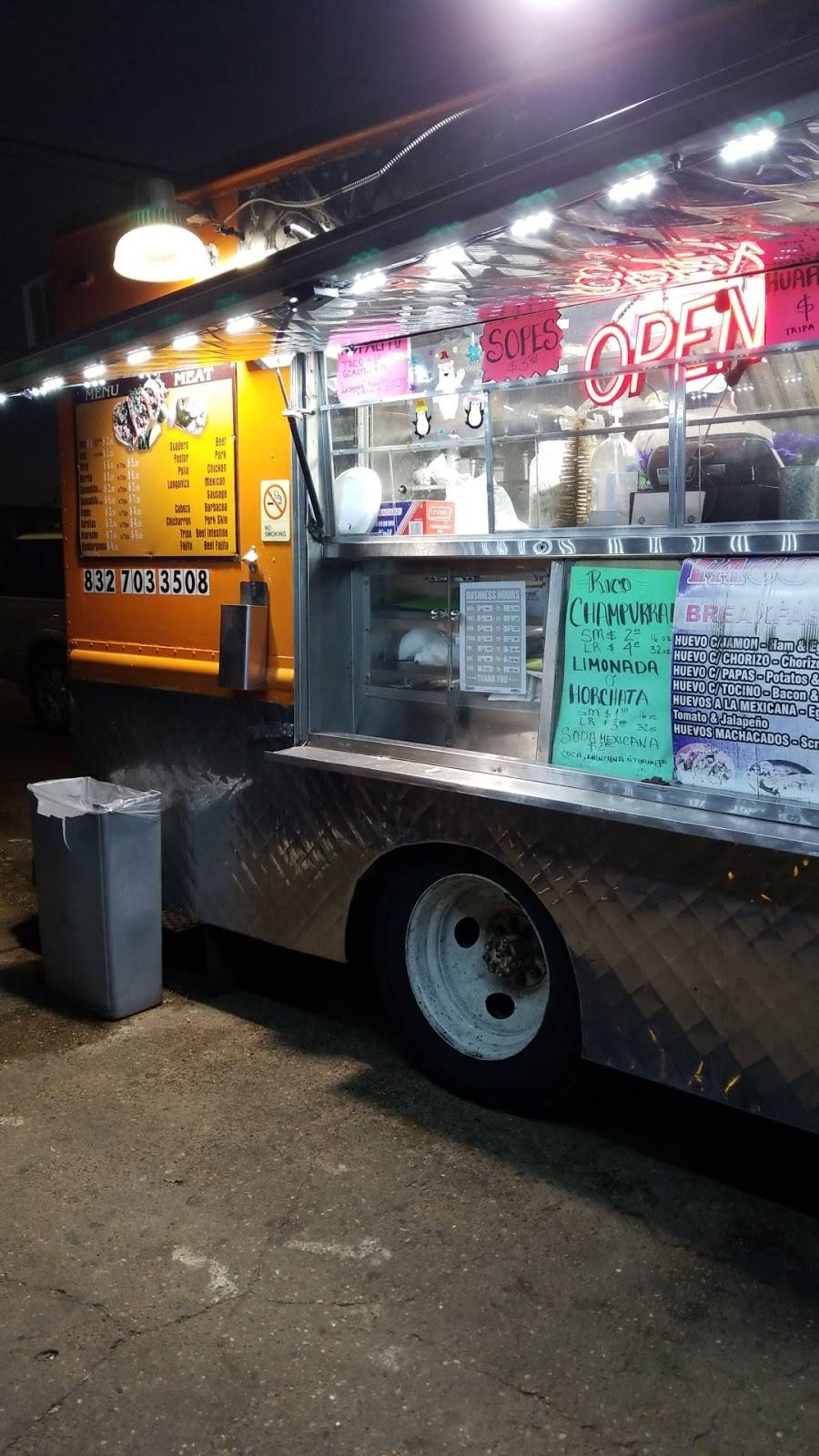 El Rey Del Taco | restaurant | 2509 Oakcliff St, Houston, TX 77023, USA | 8327033508 OR +1 832-703-3508