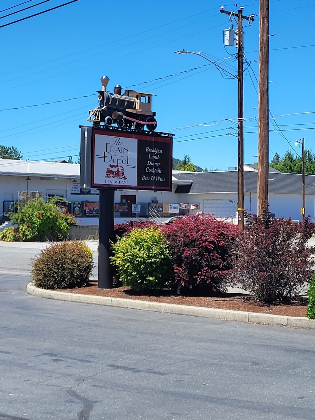 Train Depot Restaurant | restaurant | 577 NE F St, Grants Pass, OR 97526, USA | 5414714800 OR +1 541-471-4800