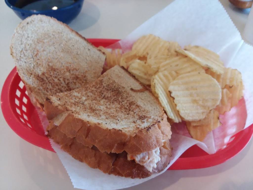 Wanigan Eatery | restaurant | 1905 S Wenona St, Bay City, MI 48706, USA | 9898928303 OR +1 989-892-8303