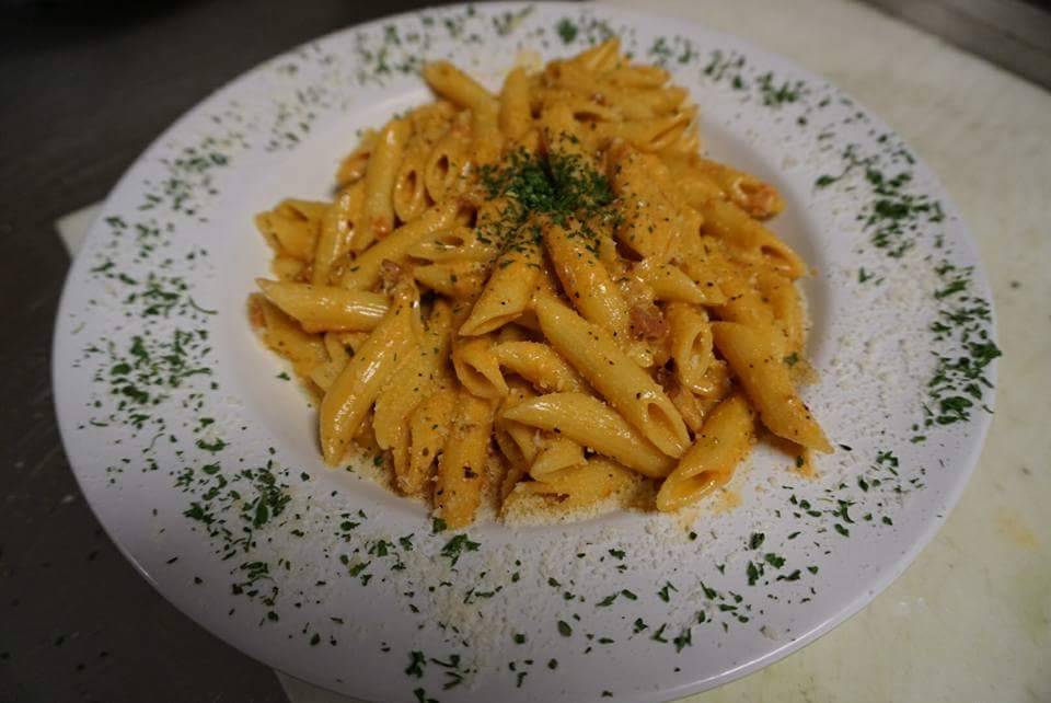 Bellas Pizza Villa | restaurant | 39621 Los Alamos Rd, Murrieta, CA 92563, USA | 9516772341 OR +1 951-677-2341