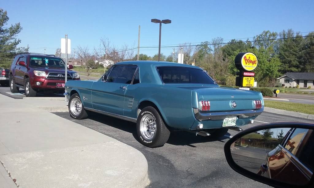Bojangles Famous Chicken n Biscuits | restaurant | 1196 E Jackson Blvd, Jonesborough, TN 37659, USA | 4237530641 OR +1 423-753-0641