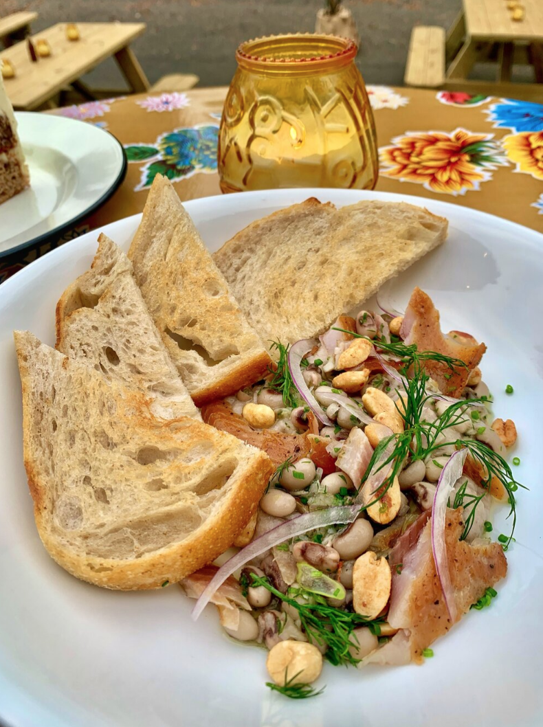 Plum Southern Kitchen & Bar | restaurant | 501 Washington St C, Durham, NC 27701, USA | 9193516446 OR +1 919-351-6446