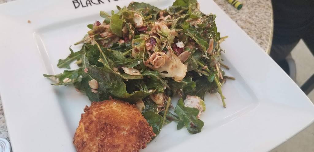 Black Point | restaurant | 570 N High St, Columbus, OH 43215, USA | 6142215294 OR +1 614-221-5294