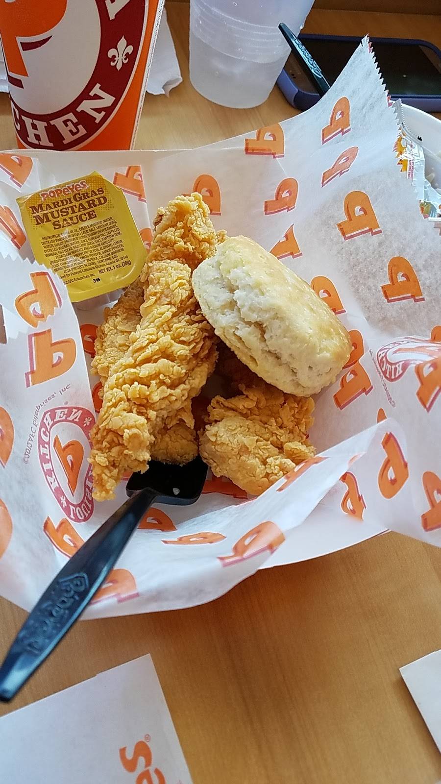 Popeyes Louisiana Kitchen | restaurant | 3551 S US Hwy 41, Terre Haute, IN 47802, USA | 8122352850 OR +1 812-235-2850