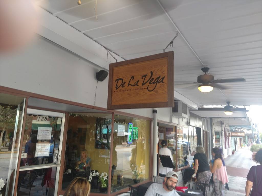 De La Vega Restaurante y Galeria | restaurant | 128 N Woodland Blvd, DeLand, FL 32720, USA | 3867344444 OR +1 386-734-4444