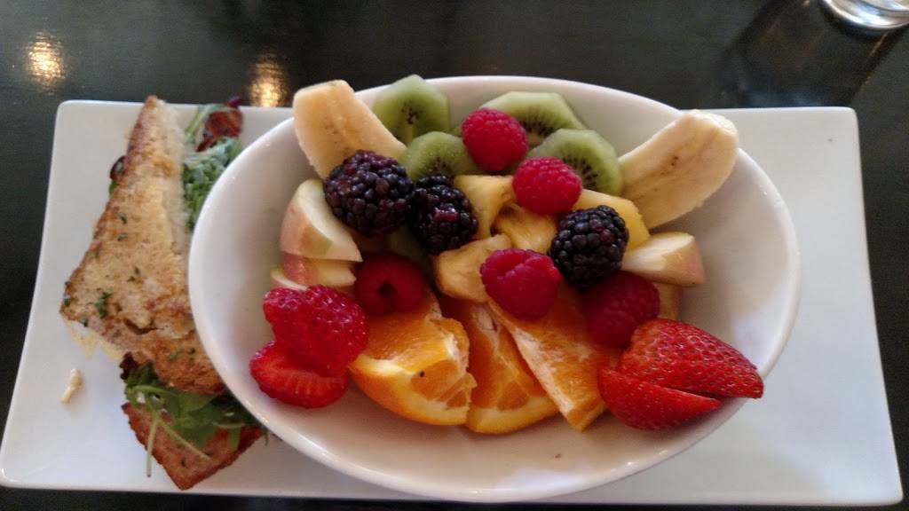 The Divide Restaurant | restaurant | 6037 Front St, Georgetown, CA 95634, USA | 5303334840 OR +1 530-333-4840