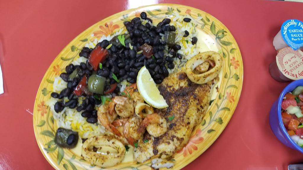 Zekos Mediterranean Grill | restaurant | 820 1st St W, Bradenton, FL 34208, USA | 9417469356 OR +1 941-746-9356