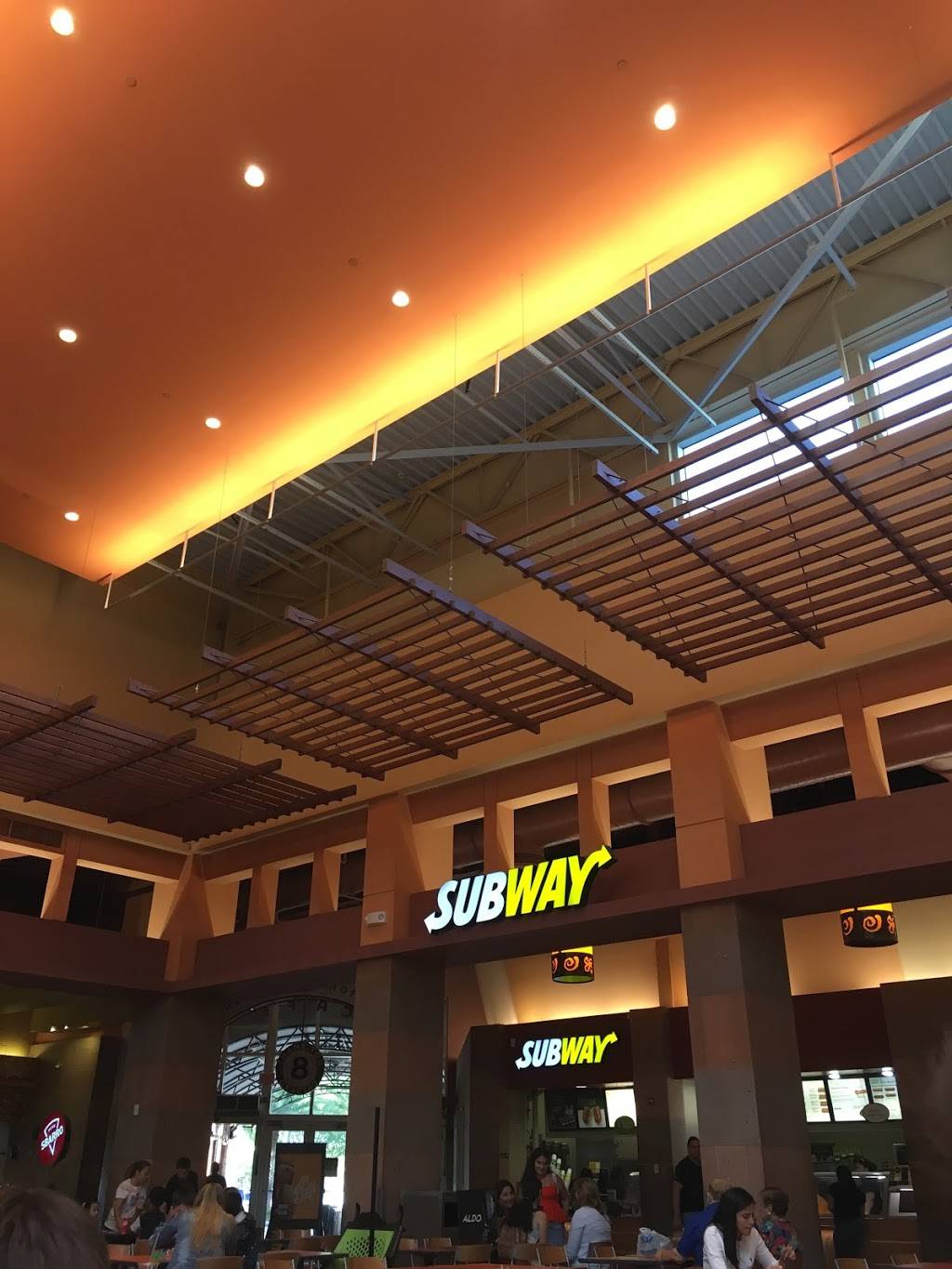 Subway | restaurant | 11401 NW 12th St, Miami, FL 33172, USA | 7868013360 OR +1 786-801-3360