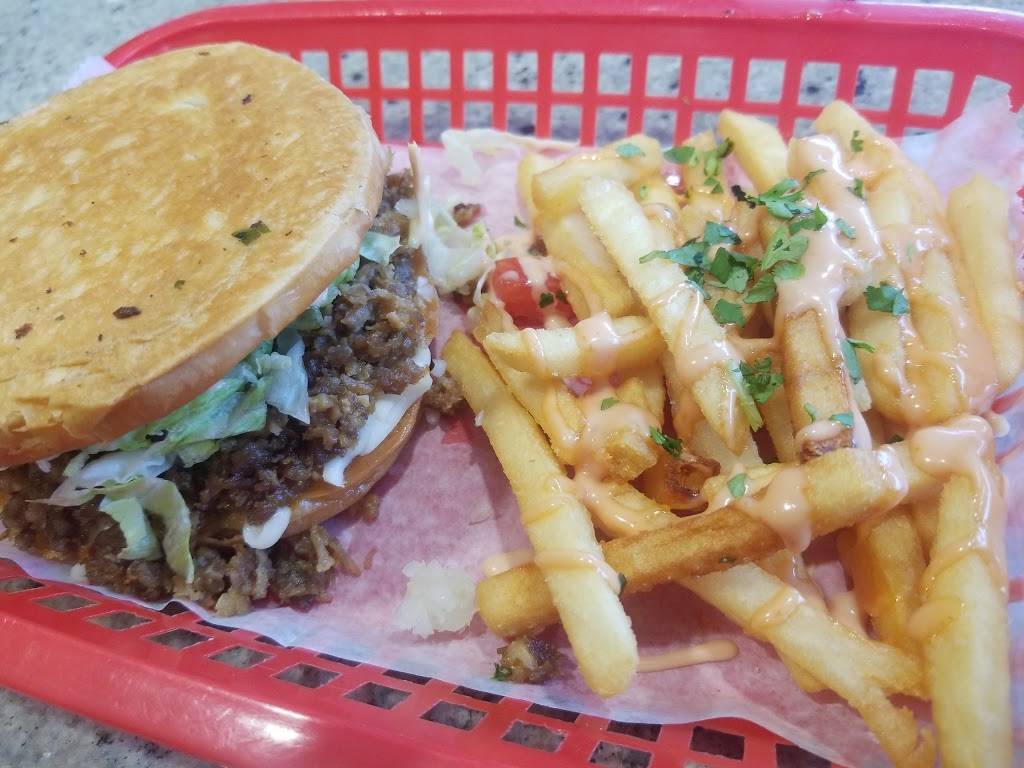 CocoRays | restaurant | 197 Parker St, Lawrence, MA 01843, USA | 9786882626 OR +1 978-688-2626