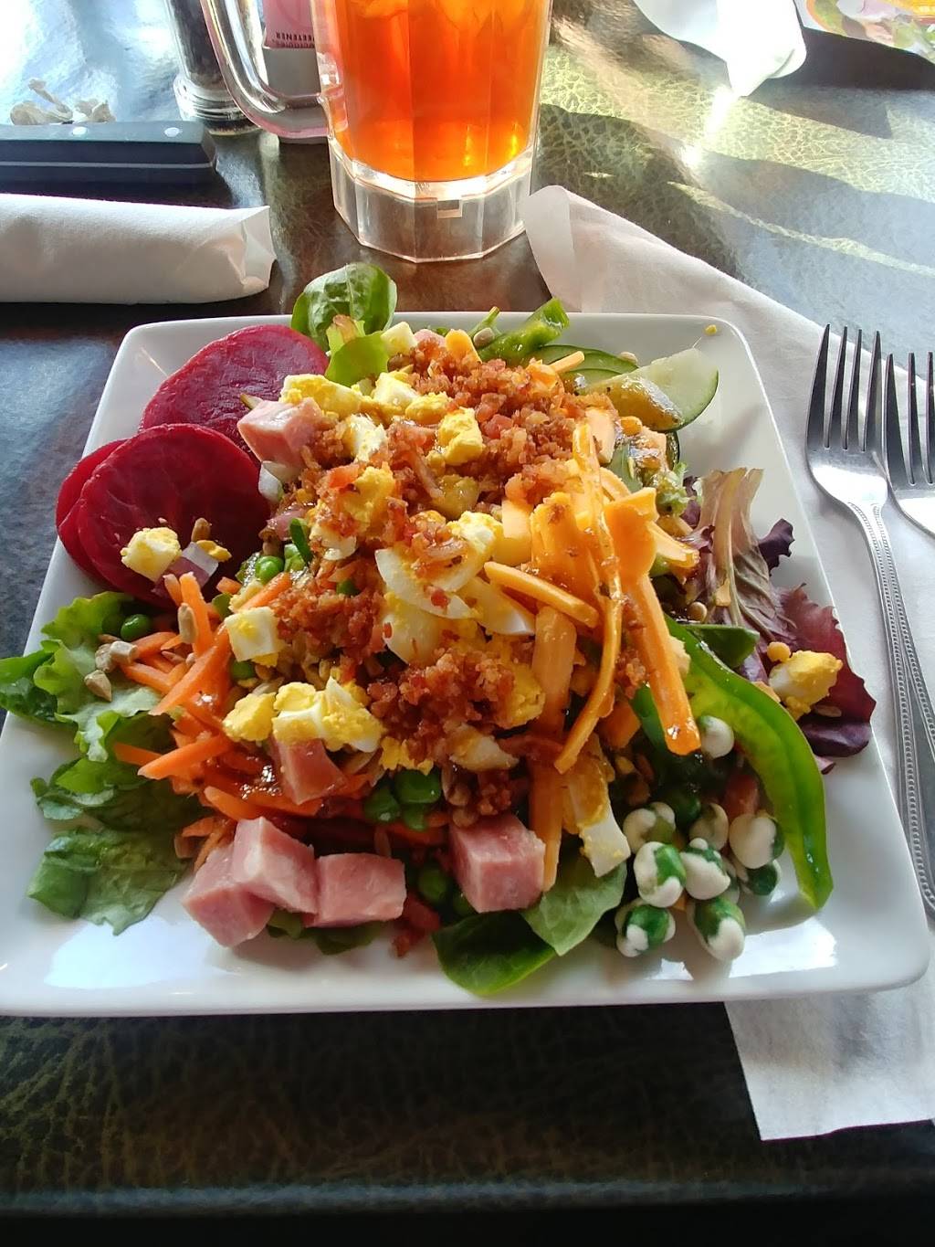 Ruby Tuesday | restaurant | 39581 West 12 Mile Road, Novi, MI 48377, USA | 2483487635 OR +1 248-348-7635