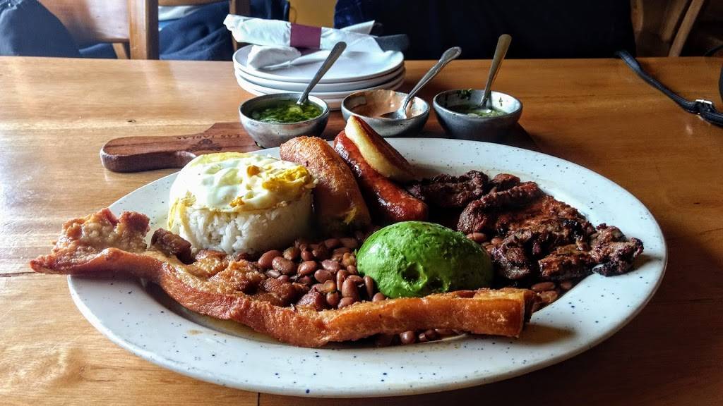 Las Tablas | restaurant | 4920 W Irving Park Rd, Chicago, IL 60641, USA | 7732020999 OR +1 773-202-0999